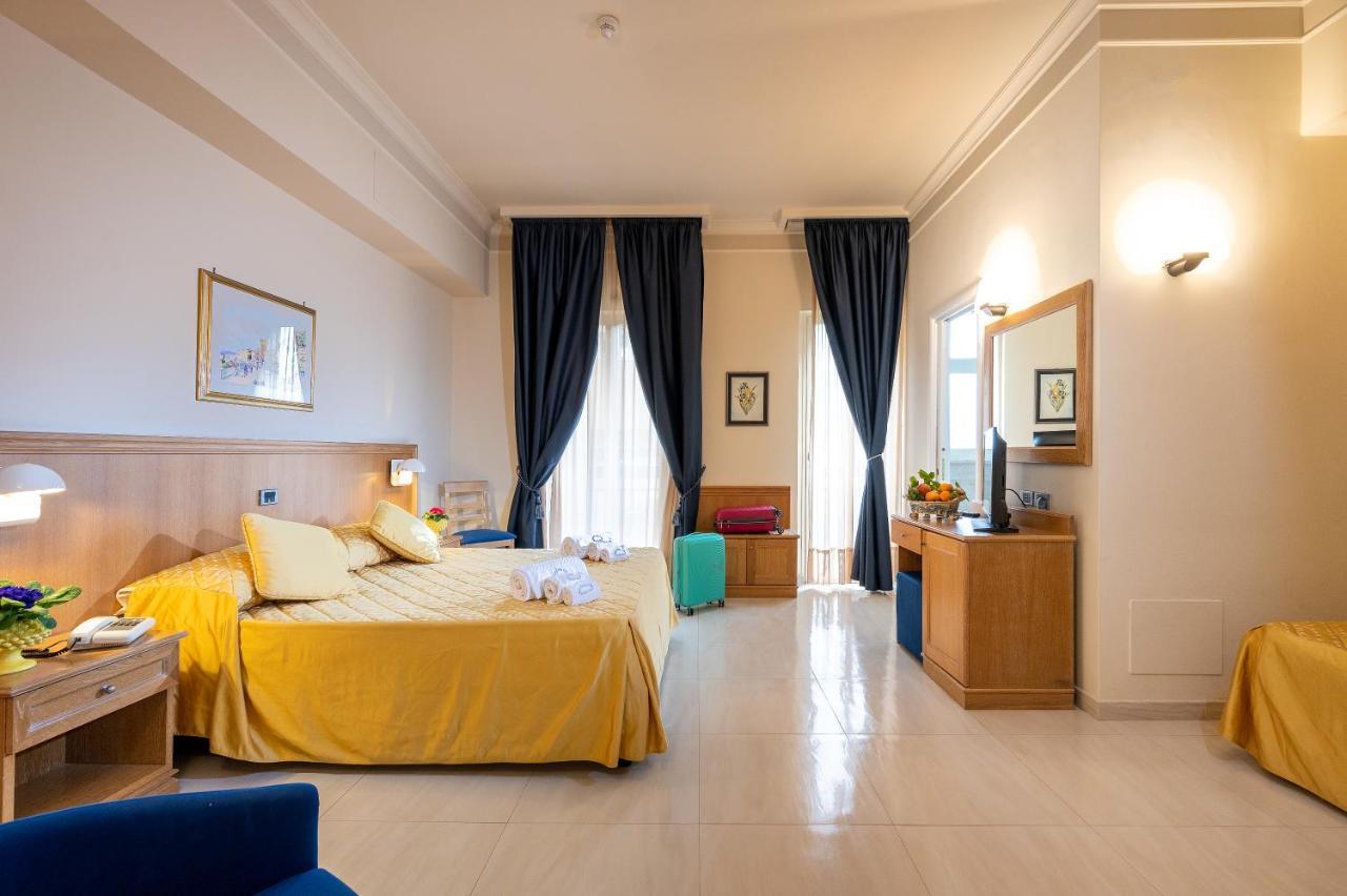 Hotel Sabbie D'Oro Джардини-Наксос Экстерьер фото