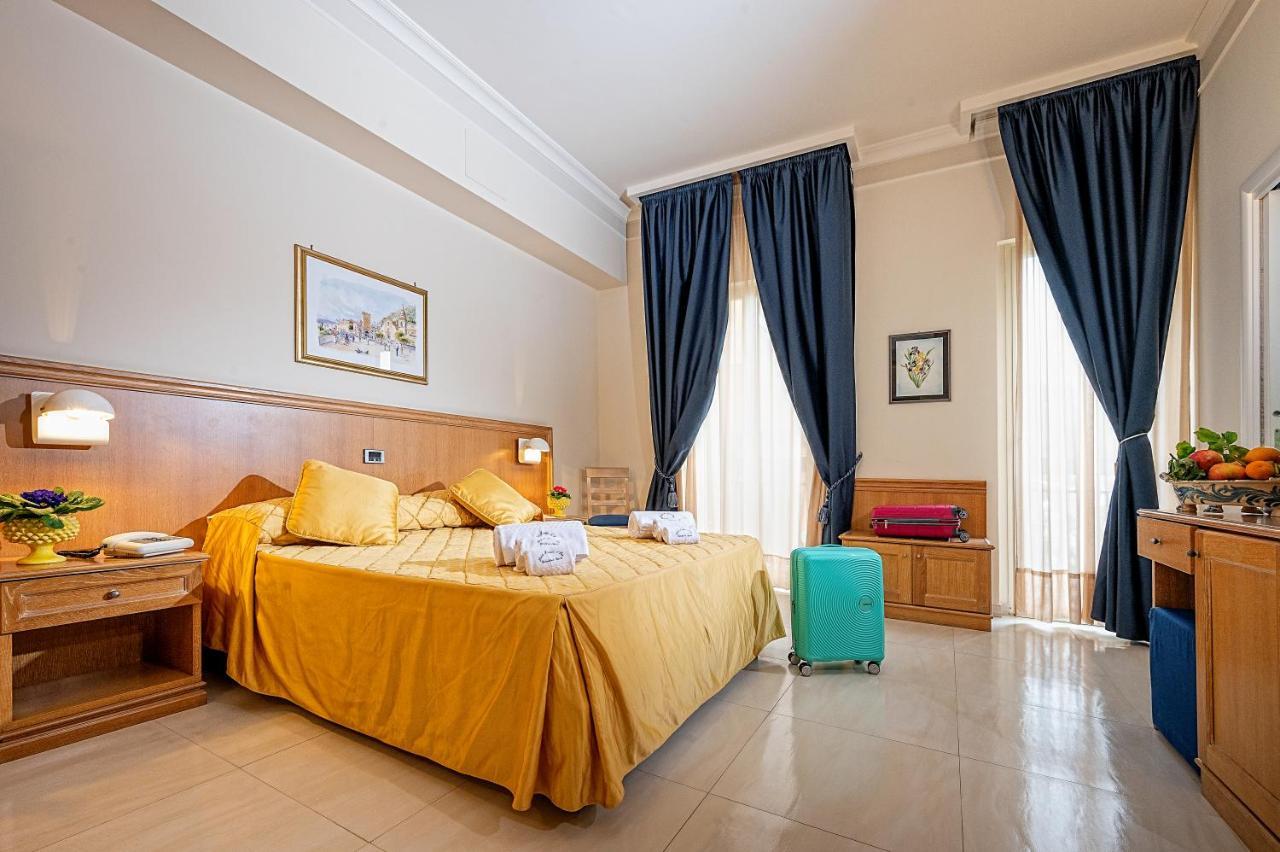 Hotel Sabbie D'Oro Джардини-Наксос Экстерьер фото