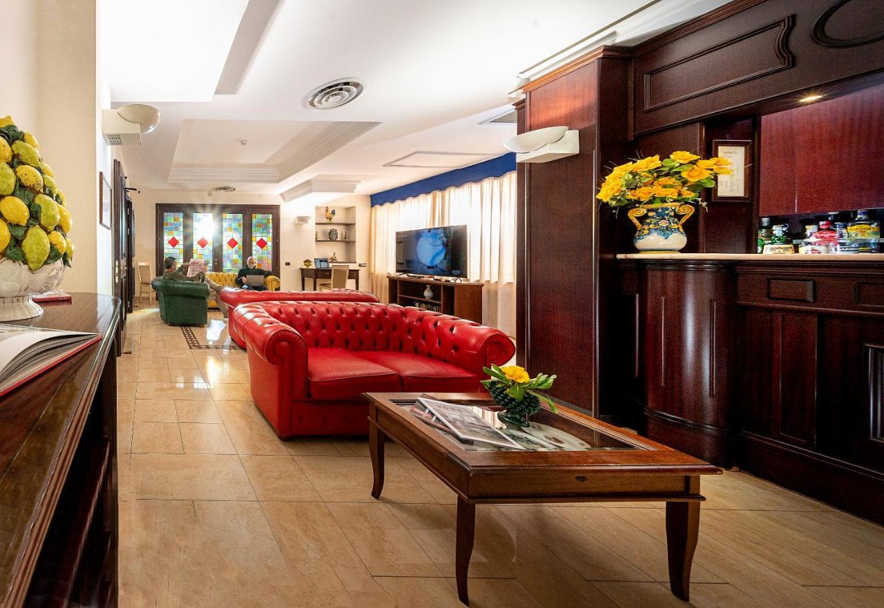 Hotel Sabbie D'Oro Джардини-Наксос Экстерьер фото